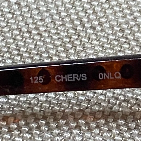 Jimmy Choo sunglasses ? made in Italy brown temples with  display picture 3